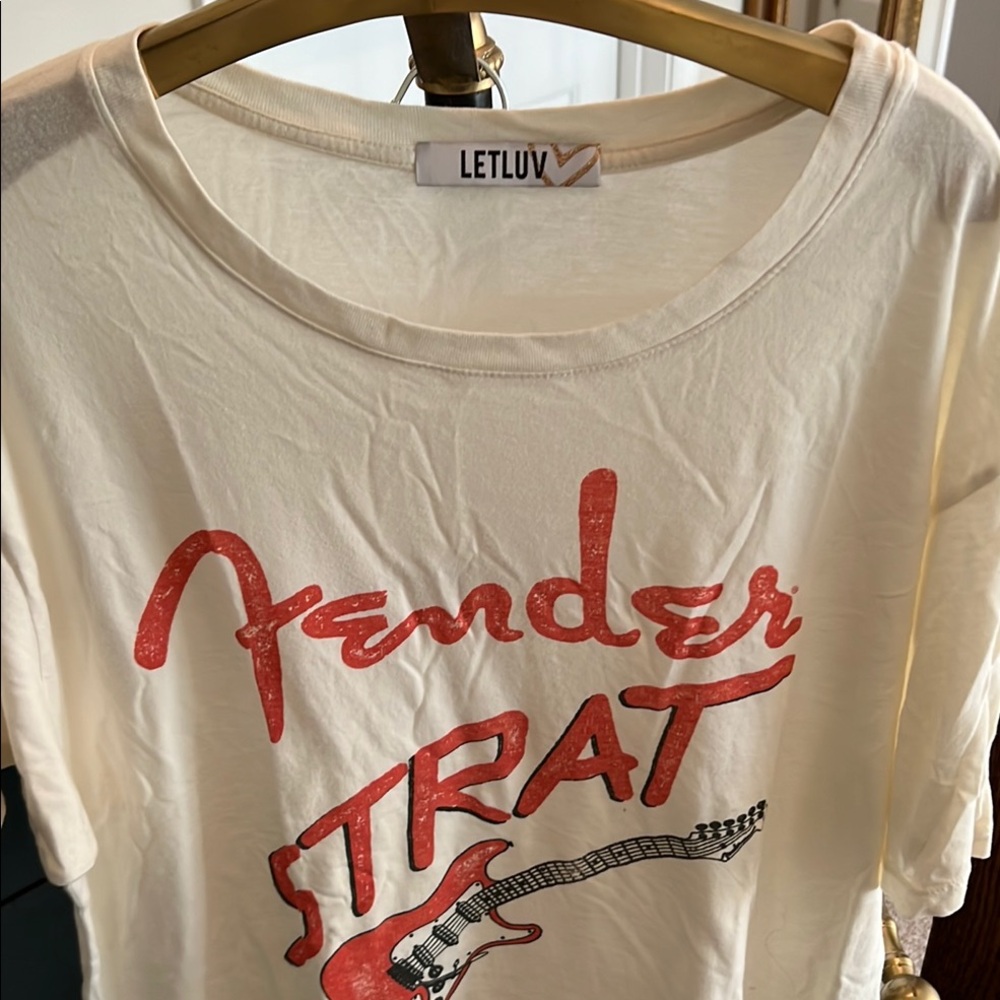 LET LUV Cream and Red Graphic Tee Fender Strat guitar tee size L